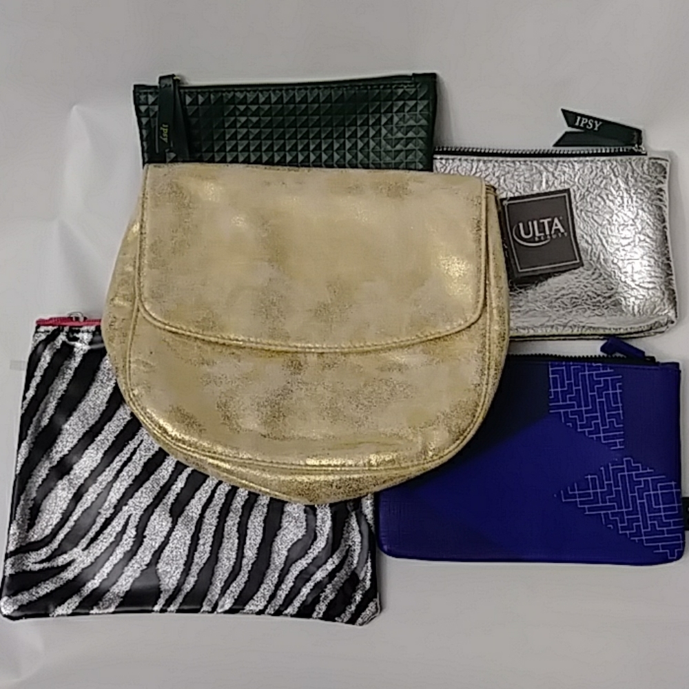 Lot of 5 Ulta and Ipsy Cosmetic Bags.